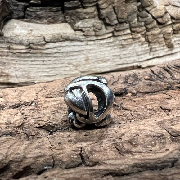 New Authentic Trollbeads Sterling Silver Bead- Letter D Alphabet Charm - Picture 2 of 7